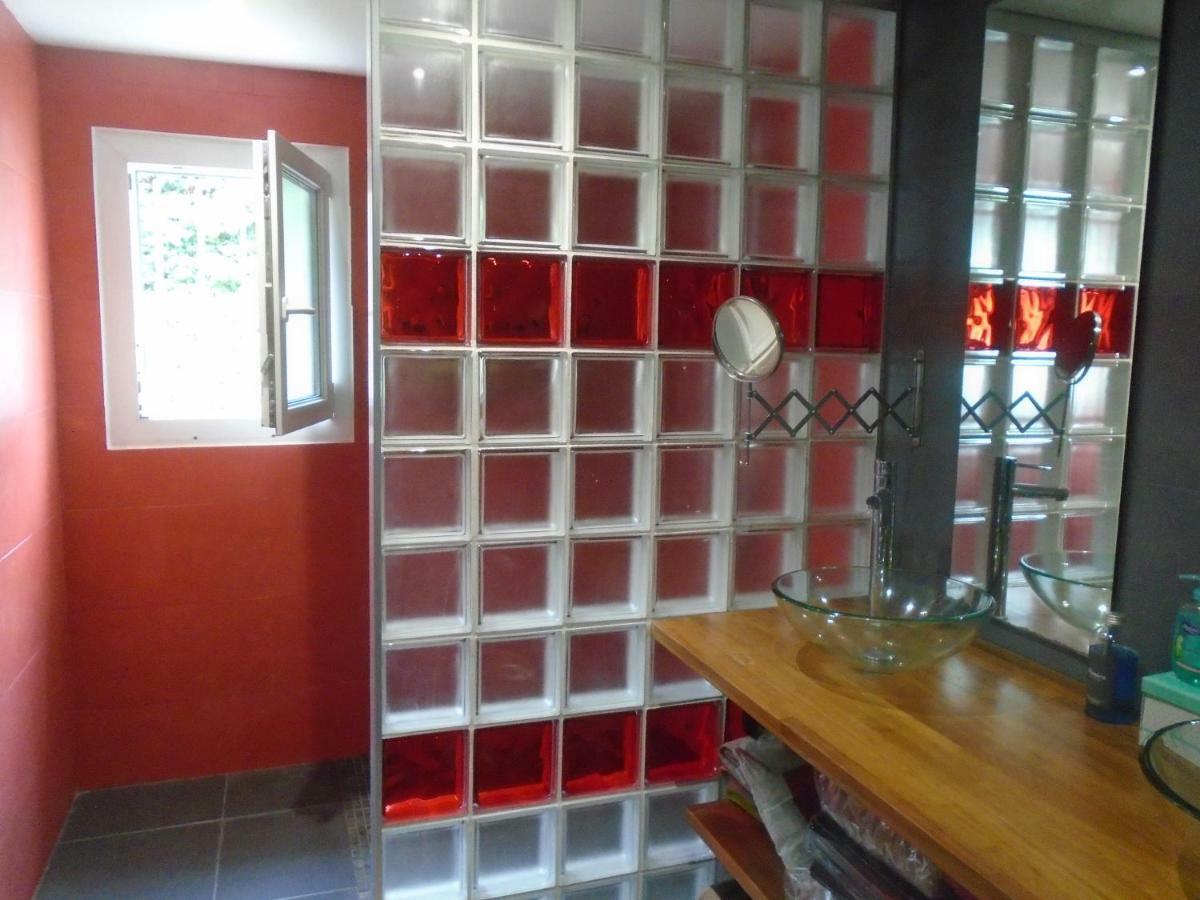 Les Tresors De Lizzie Hotel Coutras Bagian luar foto